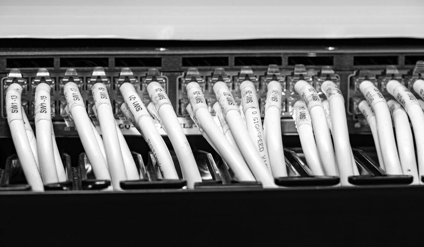 Hybrid IT cabling
