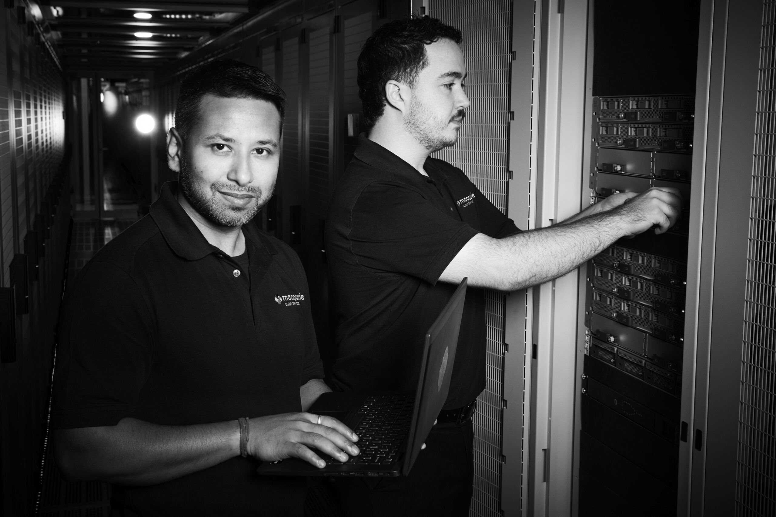 250218_MacquarieCloud_Portraits_06_JoshDeb_0525